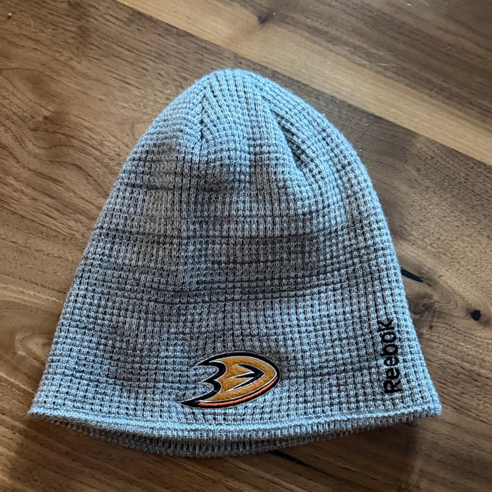 NHL Anaheim Ducks Gray Knit Beanie
